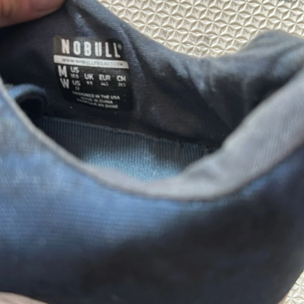 No Bull sneakers 10.5
